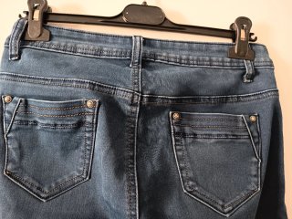 Pantalón vaquero elástico T.40