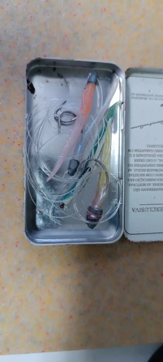 Lote señuelos variados para  pesca spinning