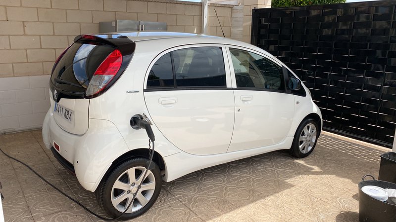 Peugeot iOn 2017 - foto 1