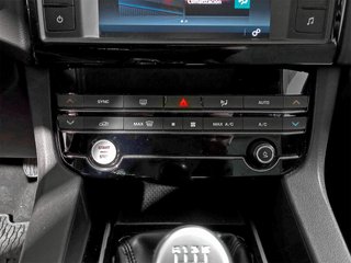 Jaguar F-PACE 2.0L i4D Pure 120 kW (163 CV)