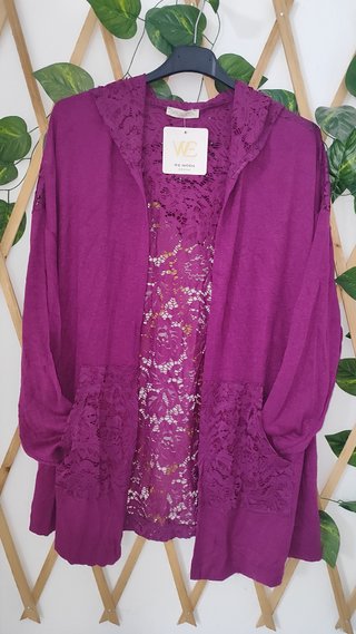 Sudadera con encaje