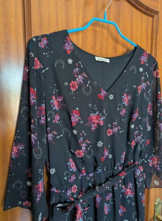 Vestido Cache Cache floral negro y rosa