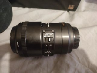 Sigma 105mm F2.8 EX DG Macro OS