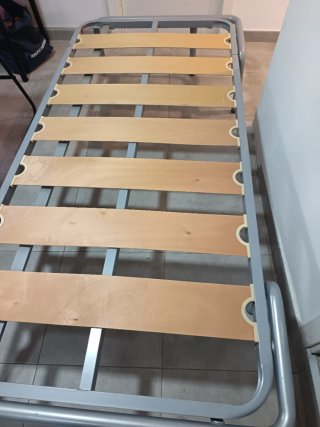 Somier individual lamas madera base metal