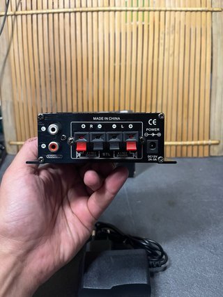 Amplificador Hi-Fi AK-270 Negro