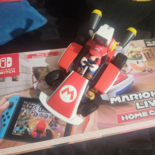 Mario Kart Live: Home Circuit set Mario