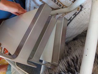 Baldas Ikea blancas y metal