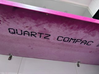 Encimera Compac Fucsia