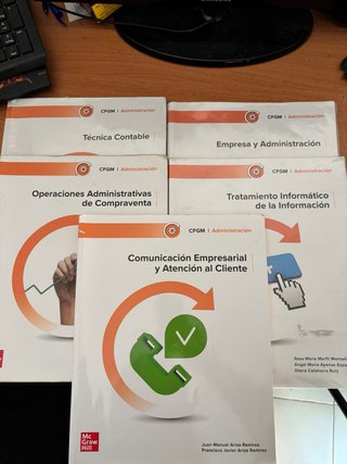Pack libros de Gestión administrativa grado medio.