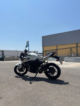 Kawasaki Z400 Naked