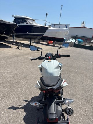 Kawasaki Z400 Naked