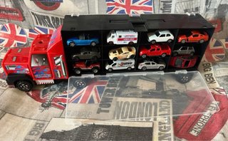 Camión Portacoches con 24 Coches de Juguete