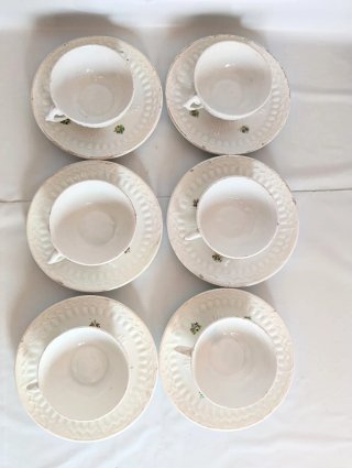 Juego de 6 tazas y platillos de porcelana antigua