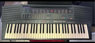 Teclado piano Yamaha modelo PSR 37