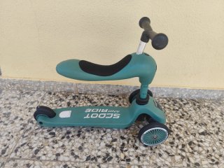 Patinete infantil 3 ruedas Scoot & Ride en verde