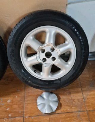 Llantas Renault 4 unidades