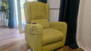 Sillón individual eléctrico extensible. Casi nuevo