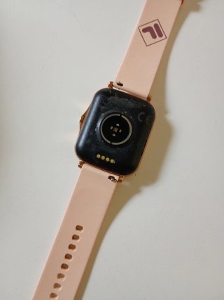 Reloj Fila Rosa y Dorado ,nose si funciona