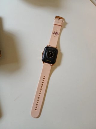 Reloj Fila Rosa y Dorado ,nose si funciona