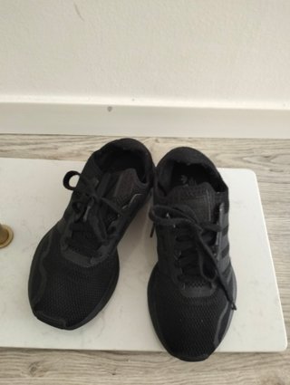 Zapatillas Adidas Negras 37.5