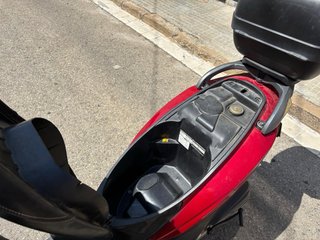 Moto SYM Symphony 125 Roja