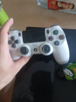 Console PS4 Sony Nera + 3 controller