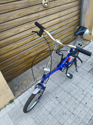 Bicicletas plegables azules