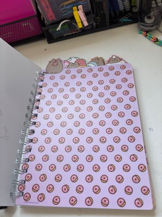 Libreta y bolígrafo Pusheen