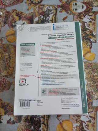 Libro scolastico in buone condizioni