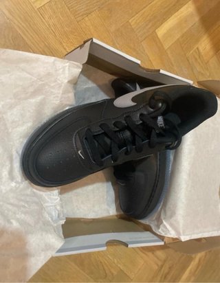 Nike Air Force 1 Negras y Grises