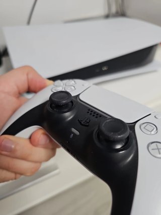 PlayStation 5 (PS5) Blanca Como Nueva