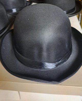 Gorro de disfraz negro.