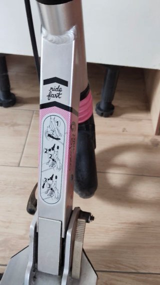 Patinete  oxelo niña ,ajustable y plegable