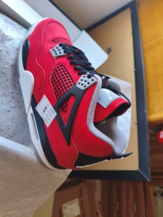Jordan Retro 4 Rosse, Nere e Grigie