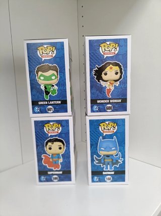 4 Funko Pop DC Comics