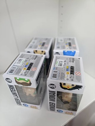 4 Funko Pop DC Comics