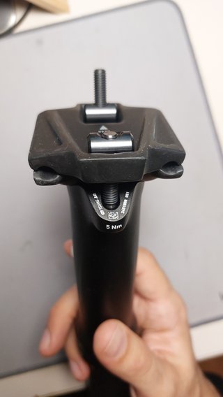 Espigão Telescópico DT Swiss D232 ONE 27.2mm
