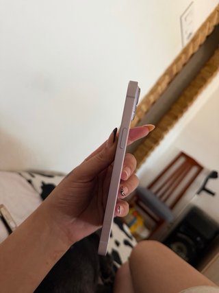 iPhone 14 Plus Morado
