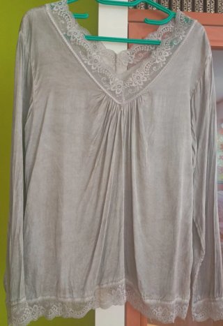Blusa de encaje Italy Moda