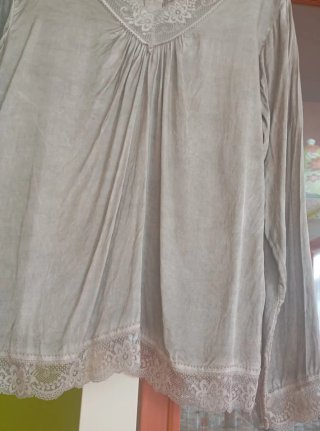 Blusa de encaje Italy Moda