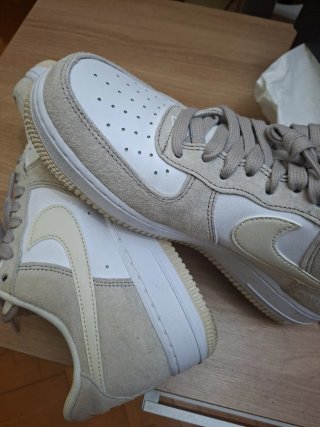 Nike Air Force 1 '07 Talla 42 Beige/Blanco