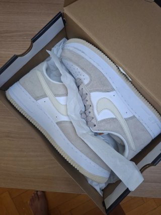 Nike Air Force 1 '07 Talla 42 Beige/Blanco