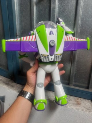 Muñeco Buzz Lightyear Toy Story - Inglés