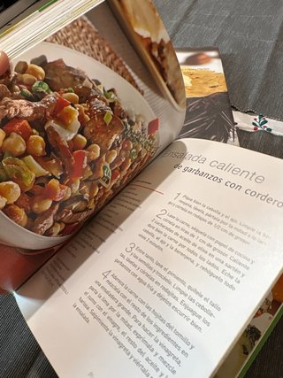 Libros de cocina: Asturiana, Quemagrasa, Galletas