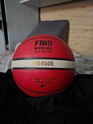 Balón de Baloncesto Molten Rojo