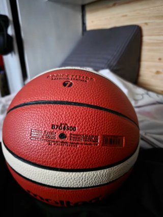 Balón de Baloncesto Molten Rojo