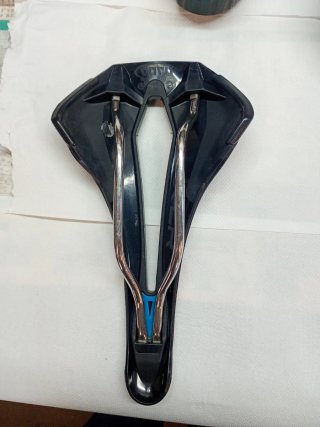 Sillín Selle Italia Superflow Negro