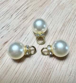 3 Pérolas 11mm com Argola e Cristais artesanato