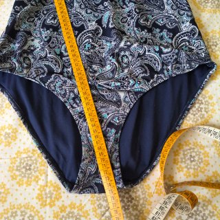 Costume da bagno intero fantasia paisley