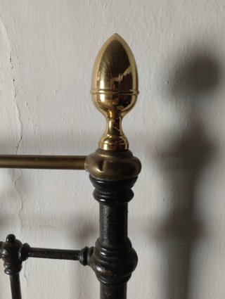 Estructura de cama vintage hierro y latón